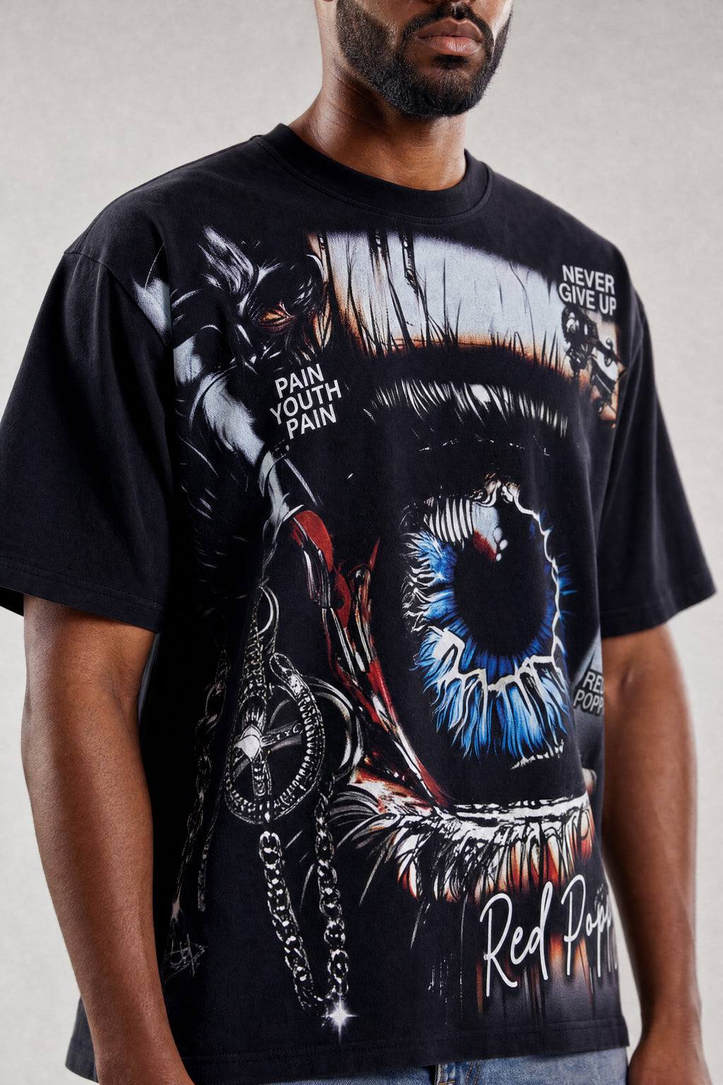 Red Poppy Eye T-Shirt - Graphic