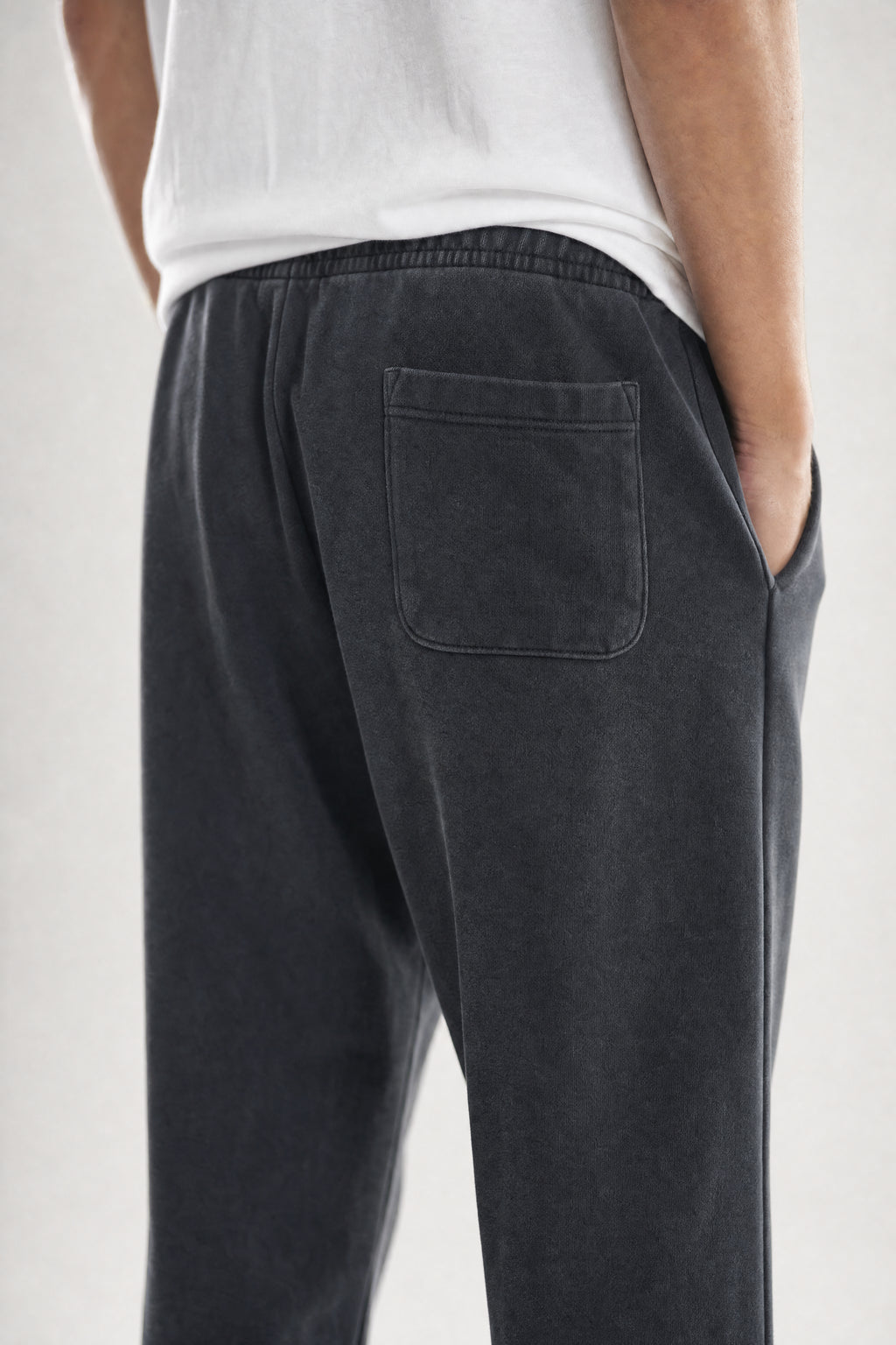 Red Poppy Heart Sweatpants - Relaxed Fit