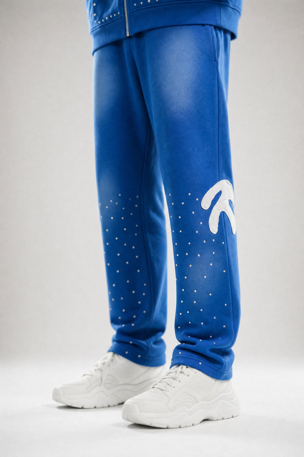 Red Poppy Spray Sweatpants - Graphic