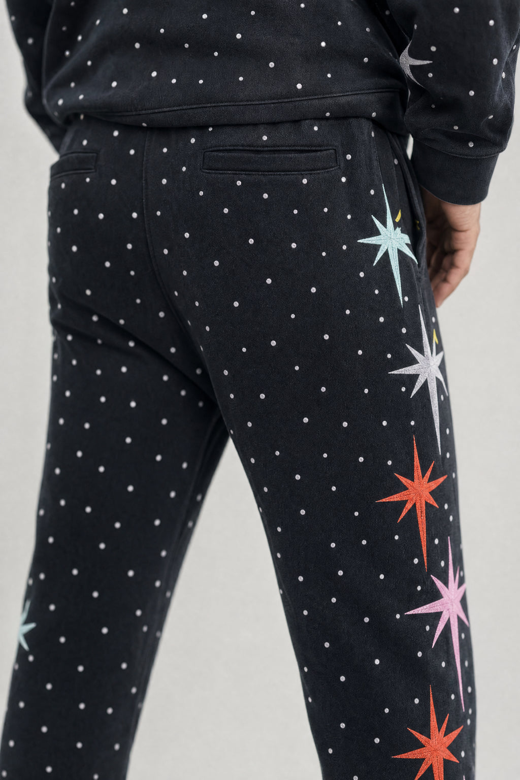 Red Poppy Star Sweatpants - Relaxed Fit