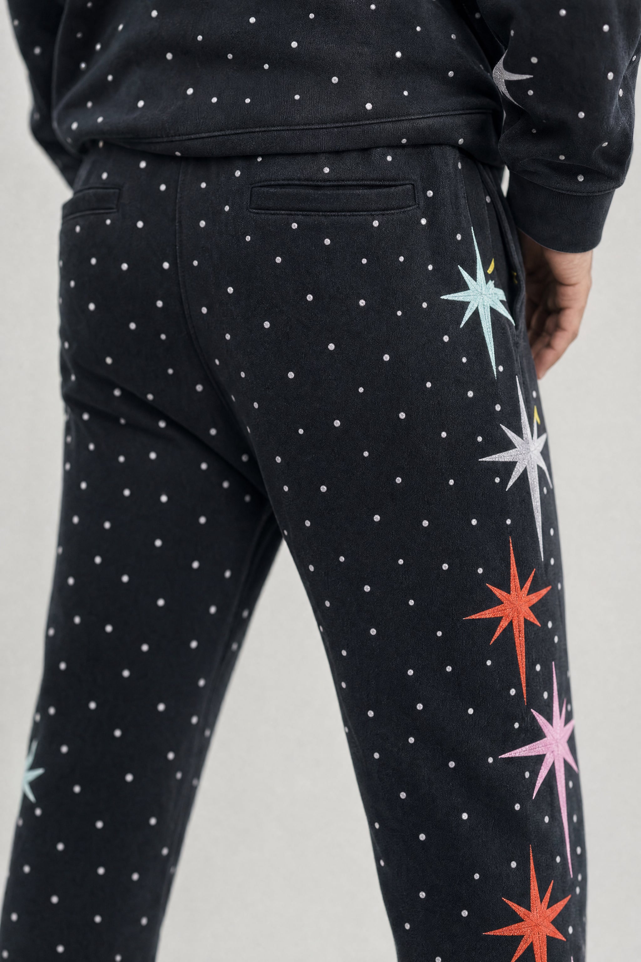 Red Poppy Star Sweatpants - Relaxed Fit