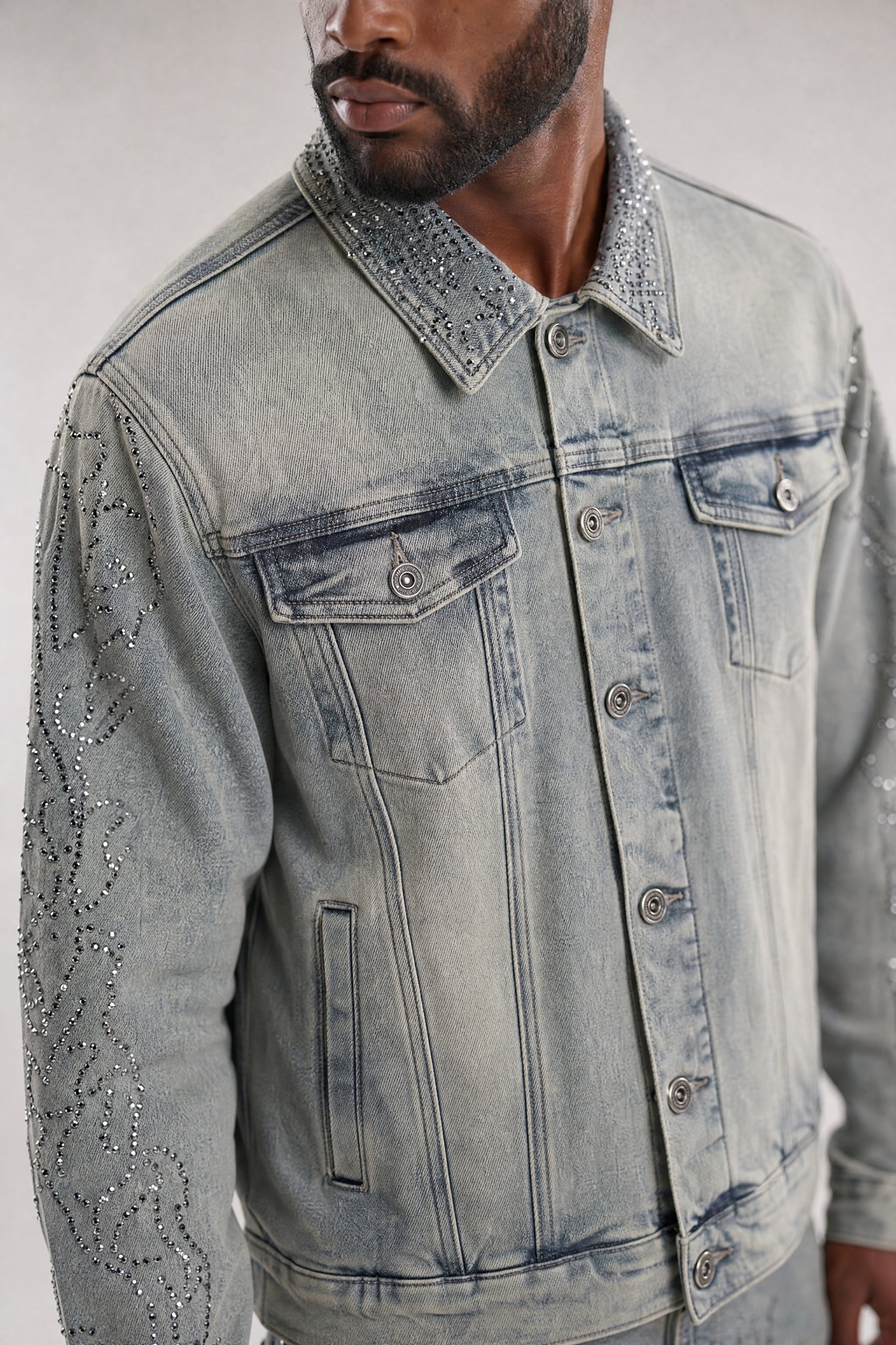 Red Poppy Embroidered Trucker Jacket - Cropped